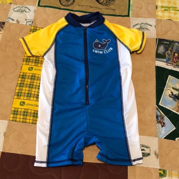 One Piece Rashguard - Picture 1 of 4